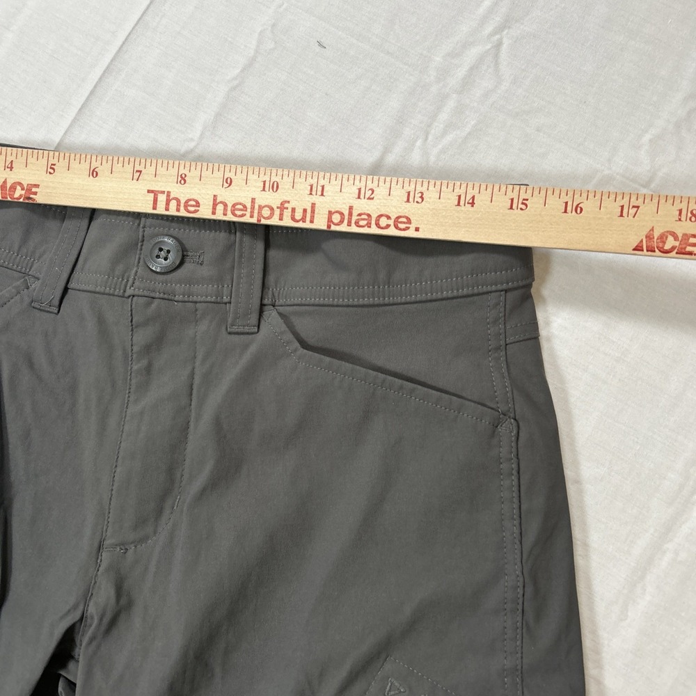 Eddie Bauer First Ascent Shorts Men's Size 30 Gray Cargo - Picture 8 of 11